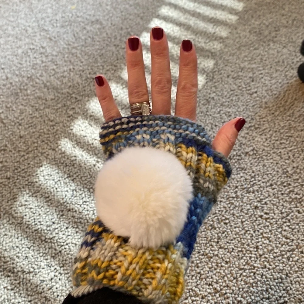 NWOT Fingerless Gloves with Faux Fur White Pom Poms